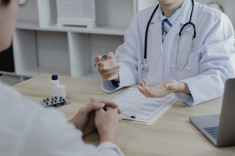 patient talking to doctor